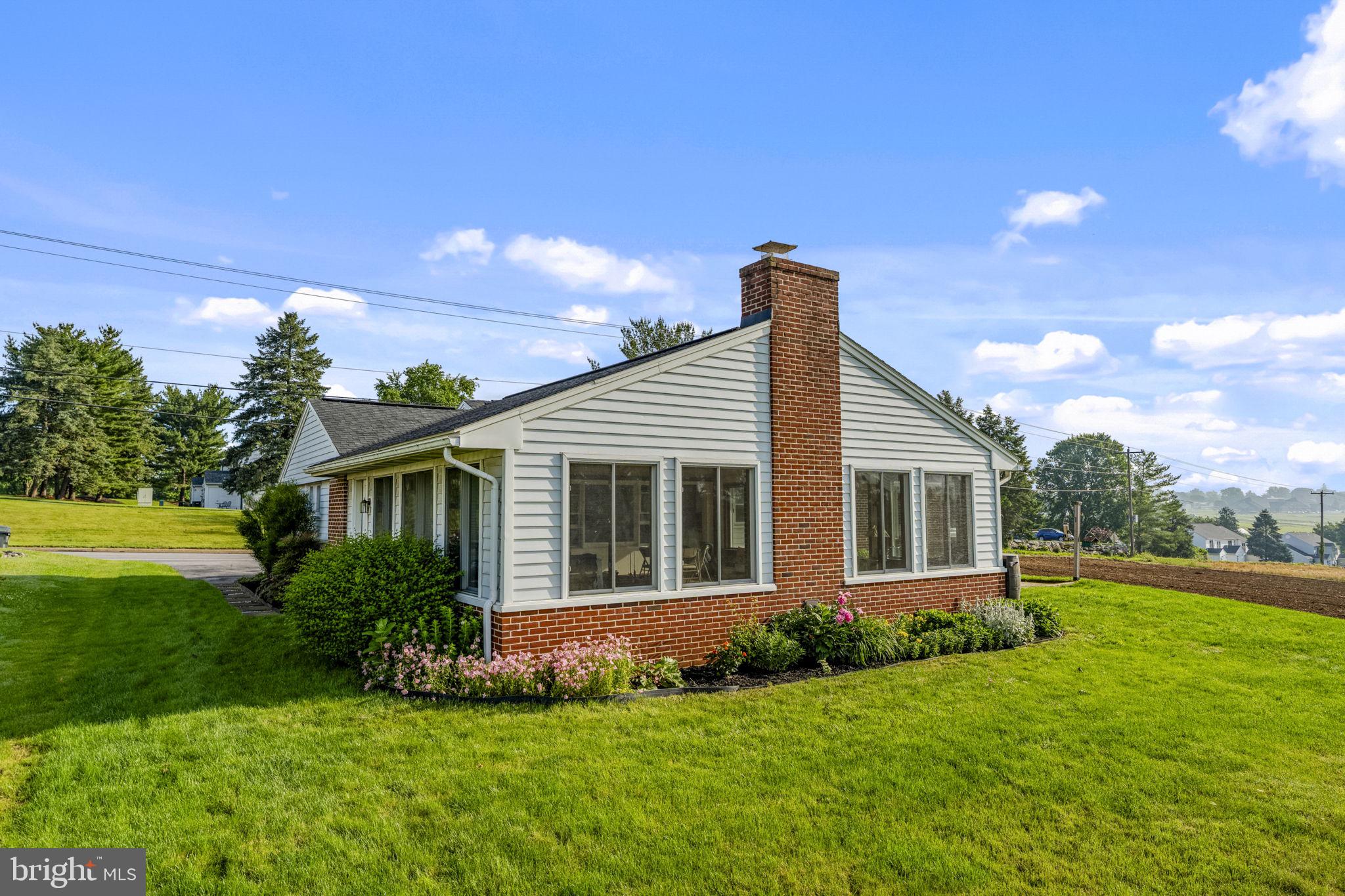 2136 Hobson Road Lancaster, PA 17602 - Photo 14 of 52