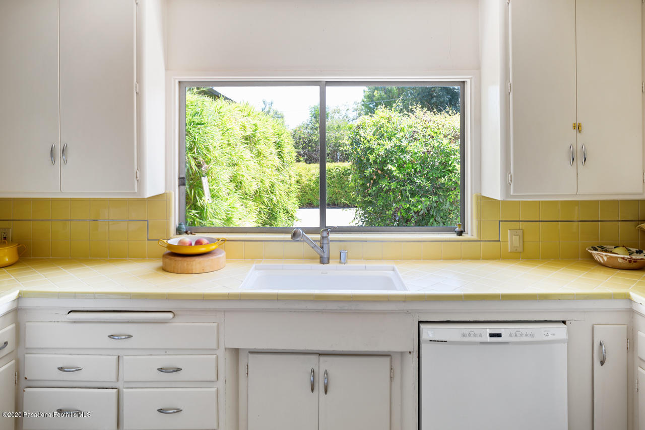 3770 Newhaven Road Pasadena, CA 91107 - Photo 15 of 31 3770 New Haven Rd - Pierre Galant-16