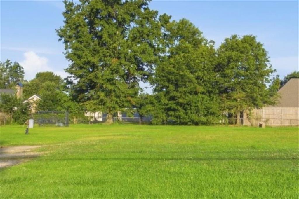2967 Davis Road Westlake, LA 70669 - Photo 2 of 3