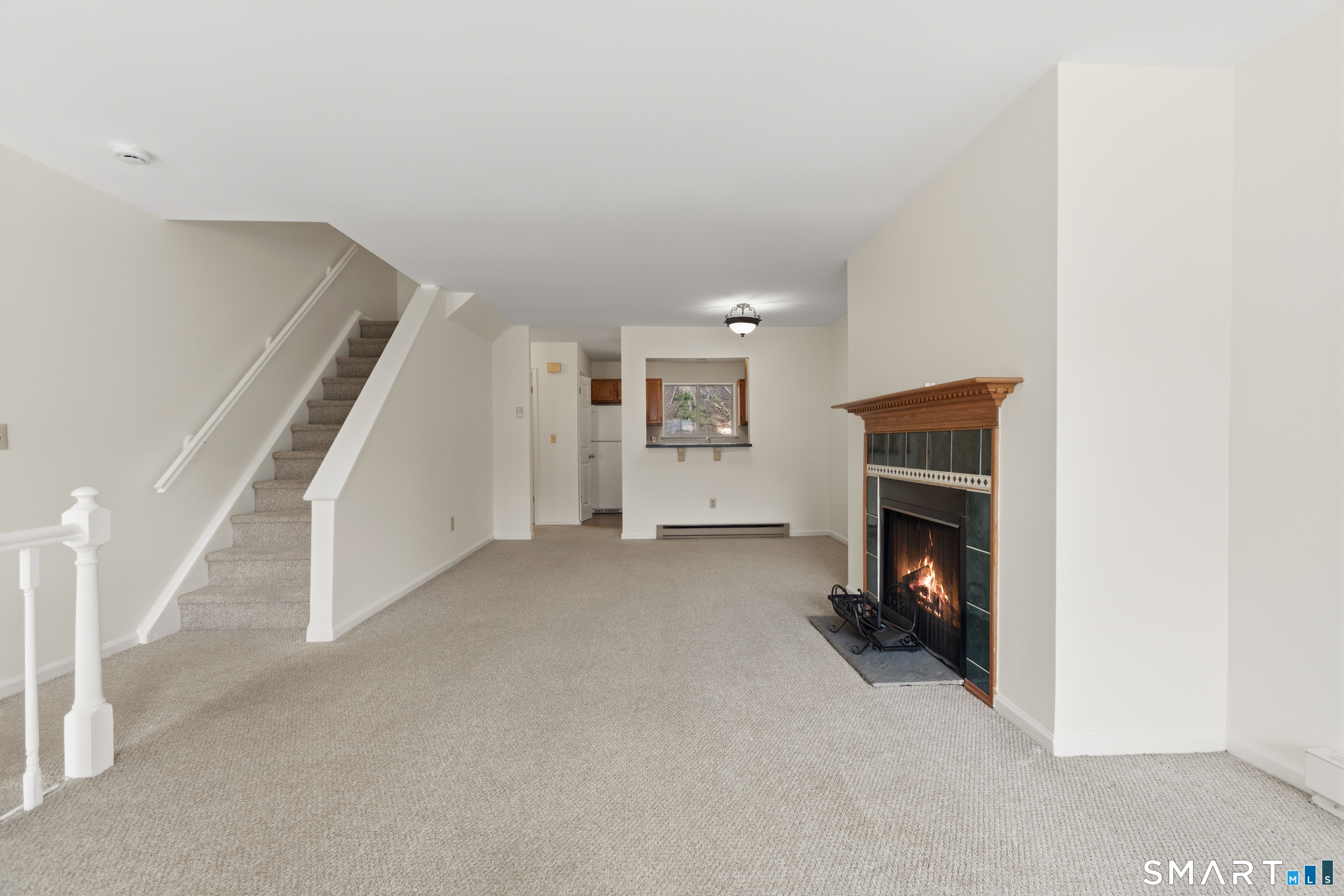 1 Beaver Brook Road, Unit 8 Danbury, CT 06810 - Photo 3 of 40