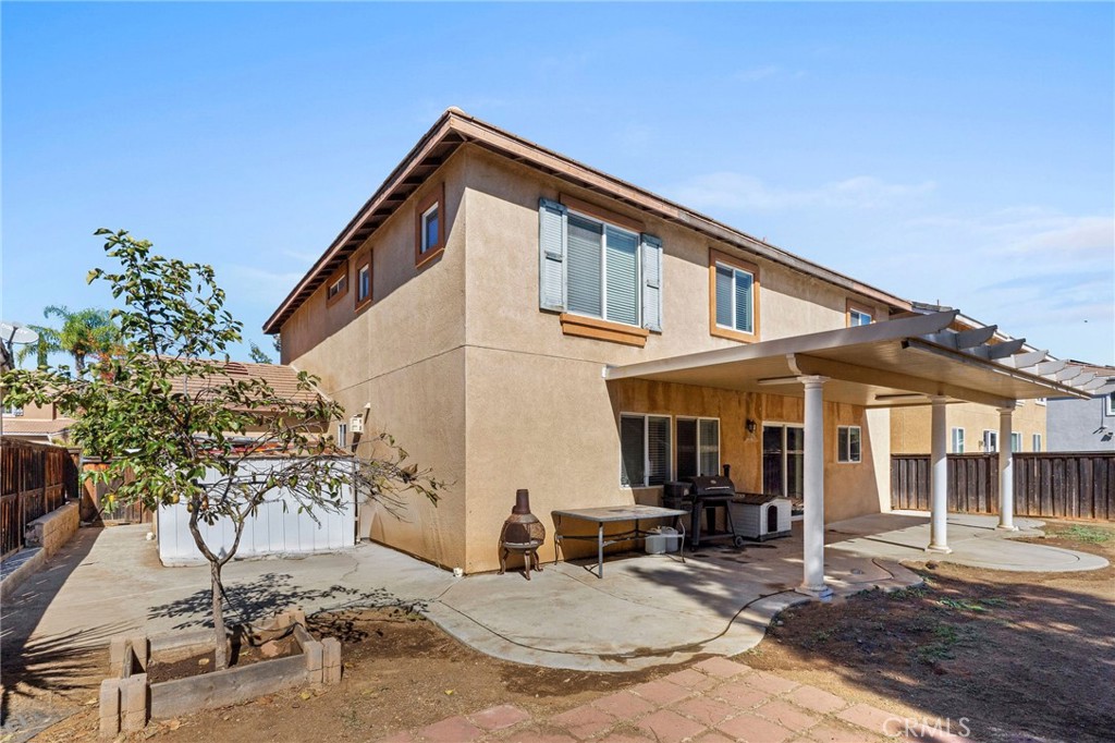 29225 Hydrangea Street Murrieta, CA 92563 - Photo 31 of 38 a view of a house with backyard
