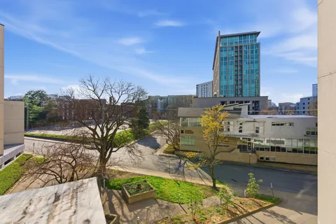 $264,000 | 900 19th Avenue South, Unit 401, Nashville, TN 37212