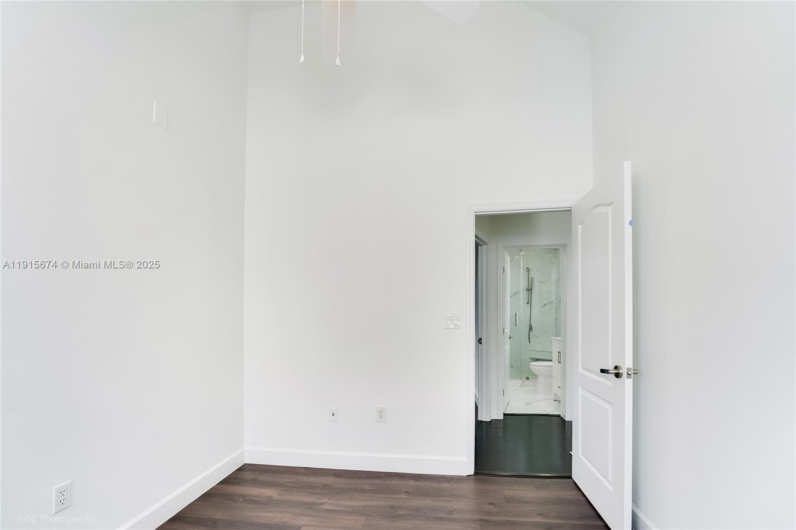 2970 Bird Avenue, Unit 15 Miami, FL 33133 - Photo 14 of 18 a view of an empty room