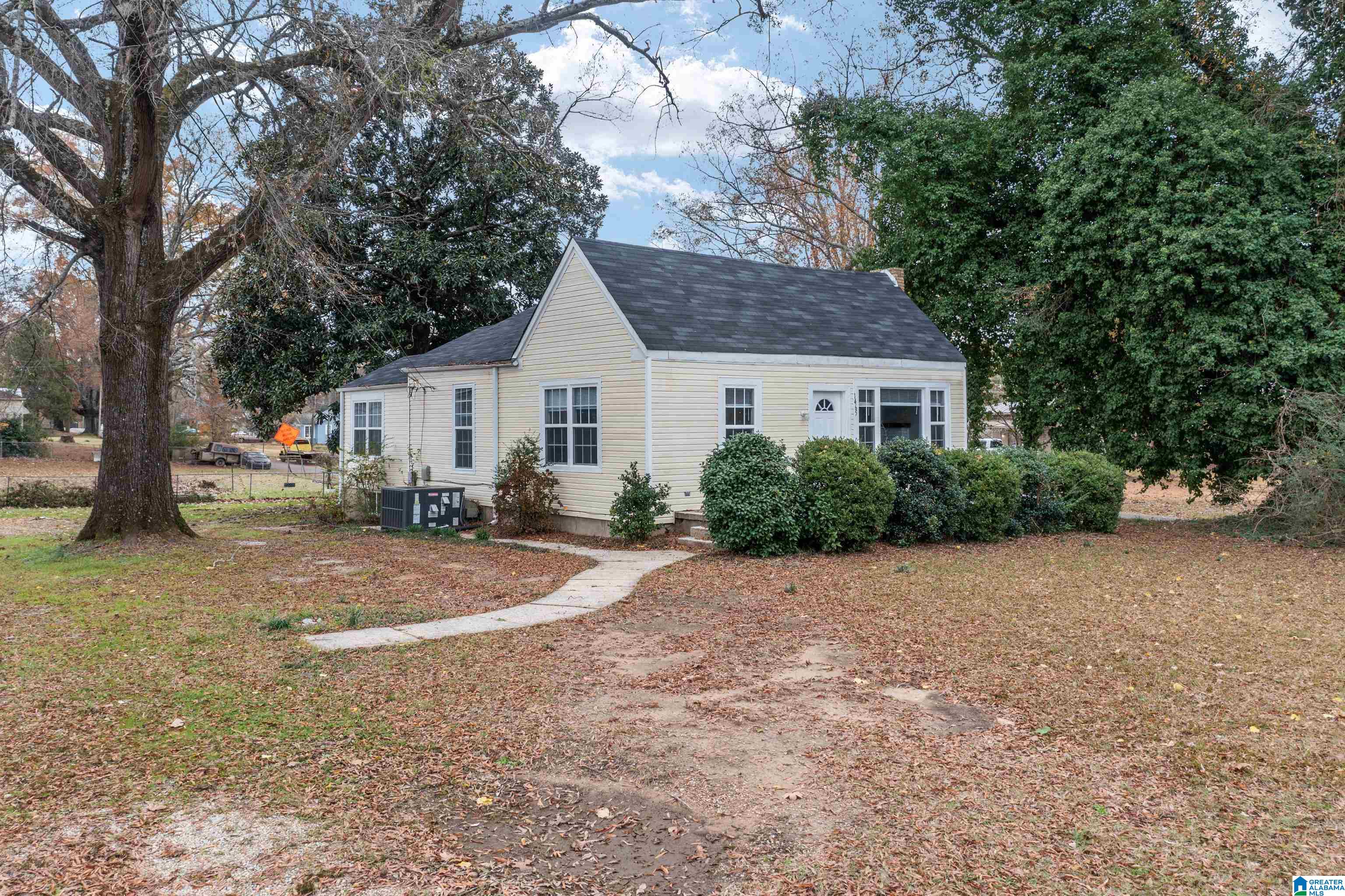 1465 Hueytown Road Bessemer, AL 35023 - Photo 3 of 32 Gallery Image 3