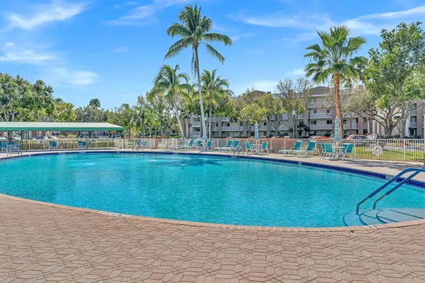 $164,000 | 9537 Weldon Circle, Unit I213, Tamarac, FL 33321