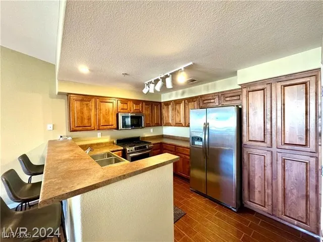 $2,300 | 8777 West Maule Avenue, Unit 2103, Las Vegas, NV 89148