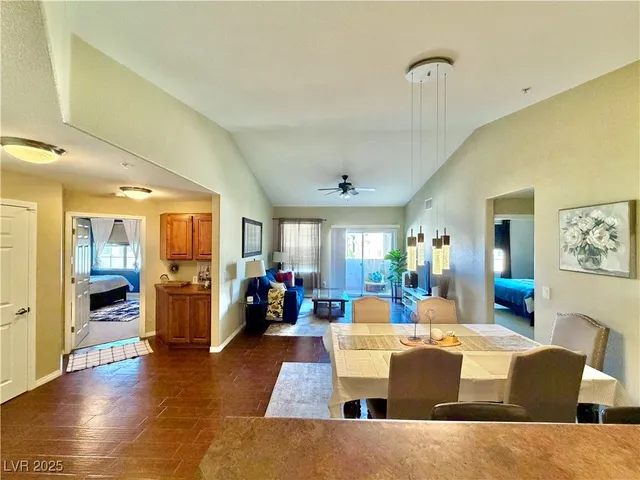 $2,500 | 8777 West Maule Avenue, Unit 2103, Las Vegas, NV 89148