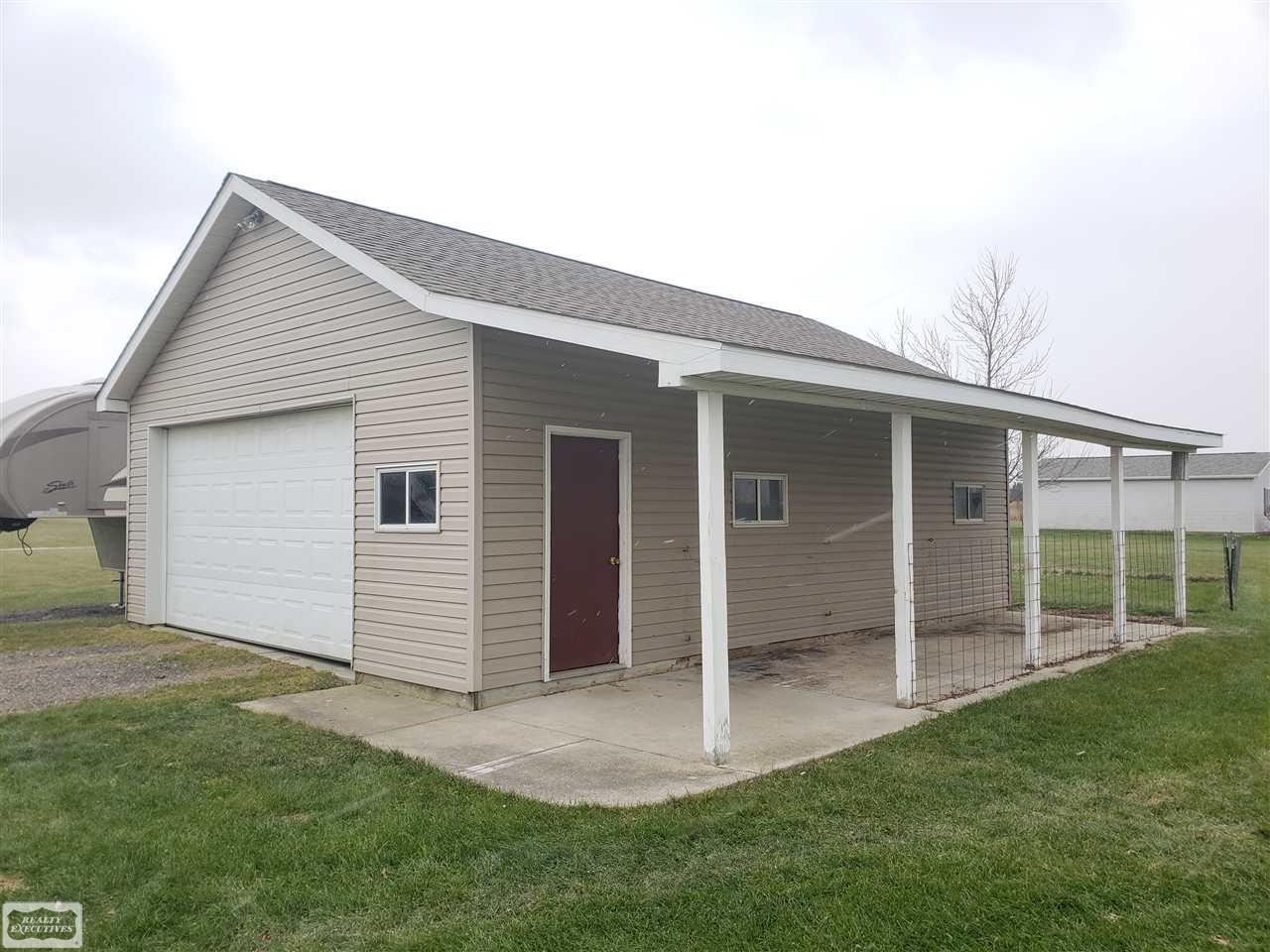 2484 Riley Center Road Memphis, MI 48041 - Photo 24 of 25 31366691-23.JPG