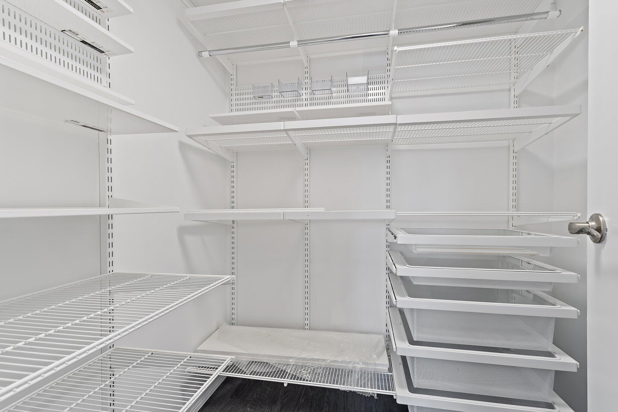 336 Golfview Road, Unit 719 North Palm Beach, FL 33408 - Photo 31 of 72 a view of a room with shelves