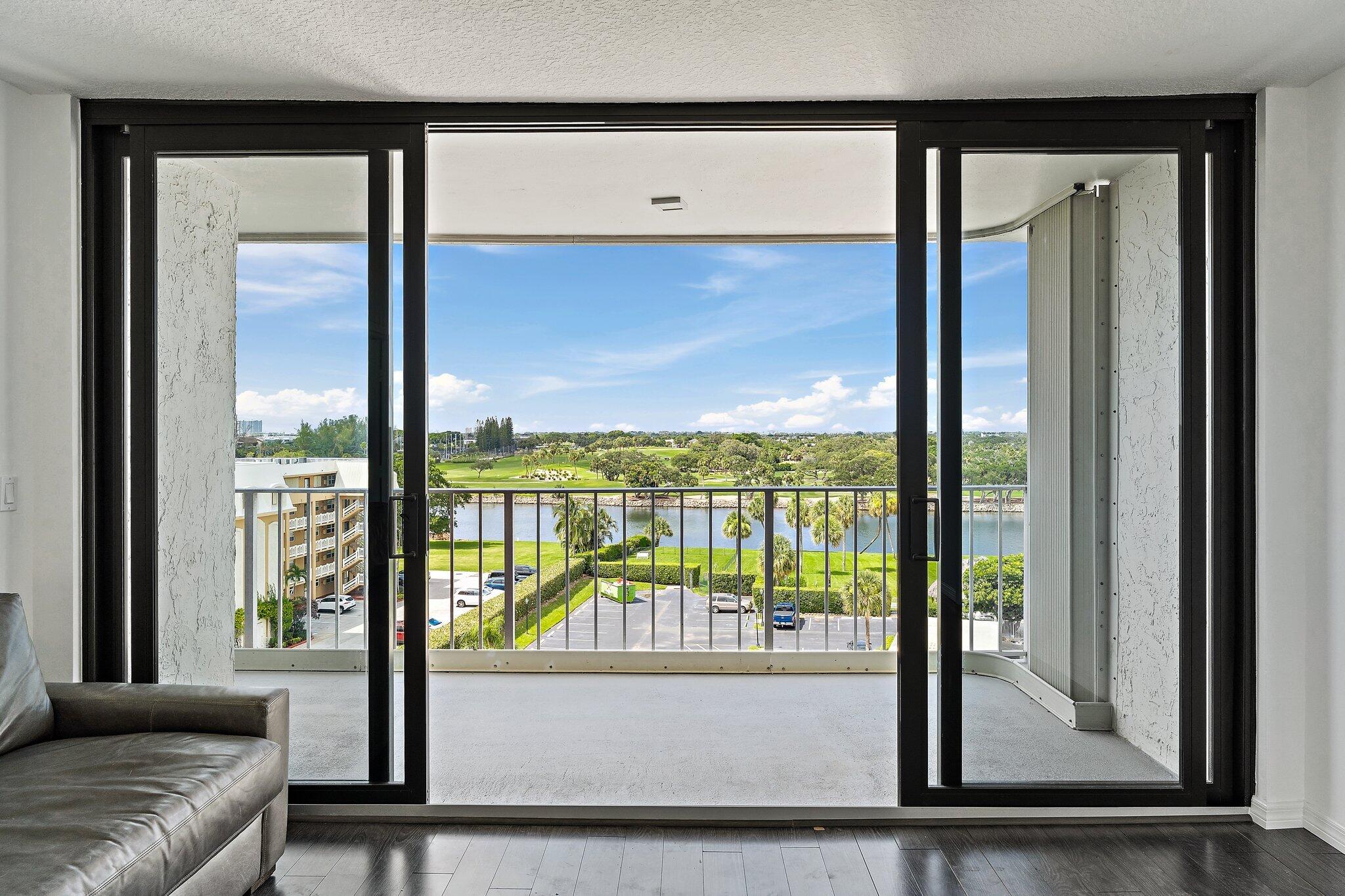 336 Golfview Road, Unit 719 North Palm Beach, FL 33408 - Photo 8 of 72 067-336GolfviewRd-719-NorthPalmBeach-SMA