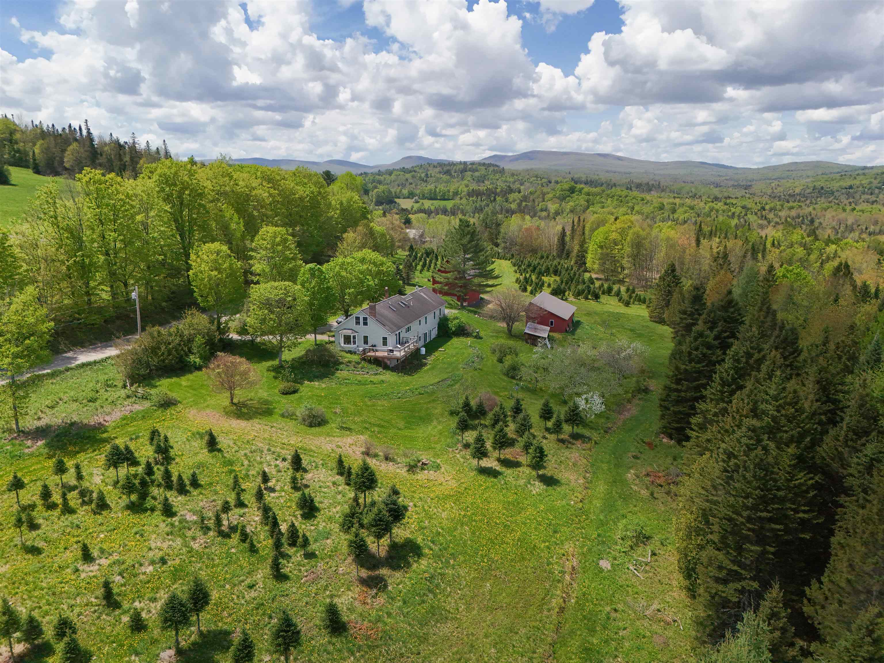1202 Cotton Road Lyndon, VT 05851 - Photo 5 of 60 Gallery Image 5