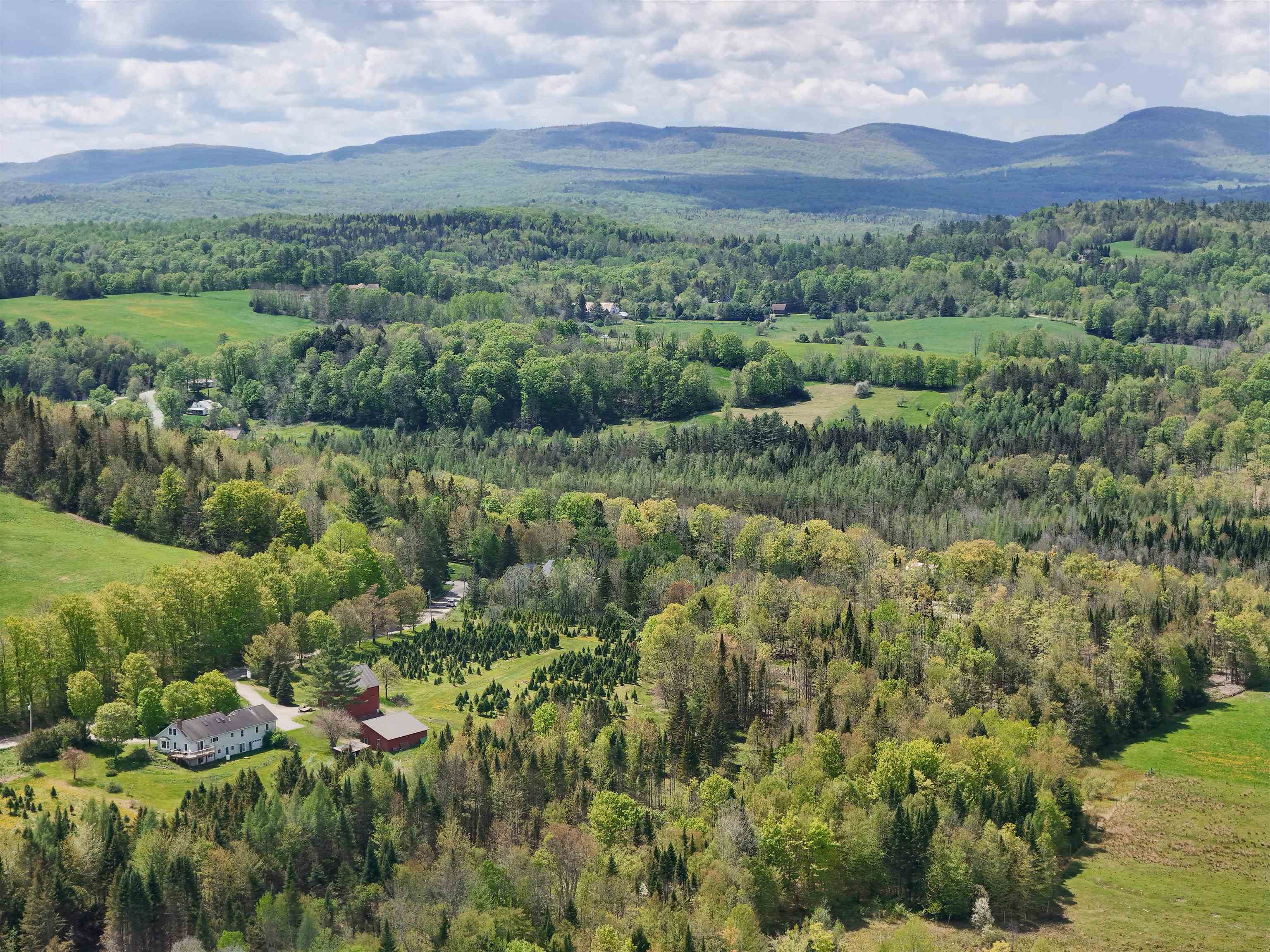 1202 Cotton Road Lyndon, VT 05851 - Photo 7 of 60 Gallery Image 7