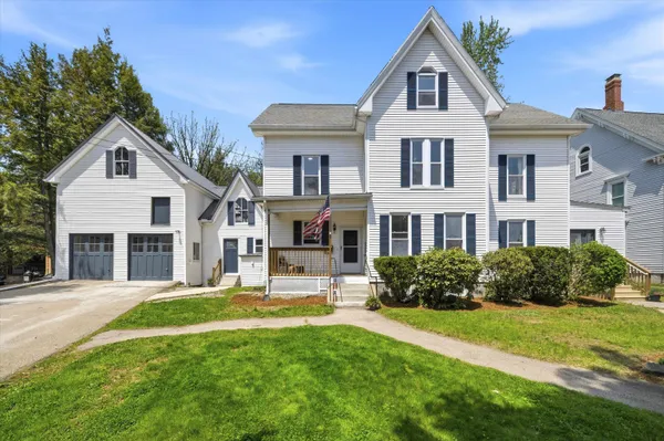$625,000 | 160 Main Street, Pembroke, NH 03275