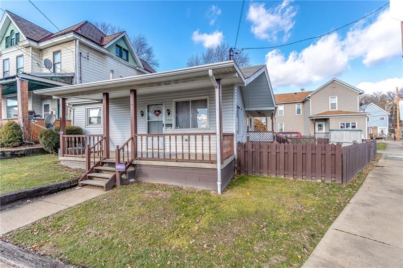 Starting out or slowing down, this cute & cozy ranch is the perfect fit & surprisingly roomy