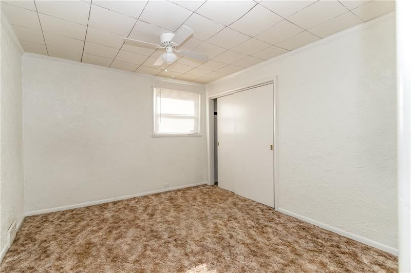 590 Jefferson Street Rochester, PA 15074 - Photo 10 of 15 Second bedroom