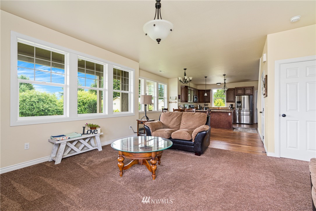 132-12 Pleasant Hill Road Chehalis, WA 98532 - Photo 5 of 25 a living room with furniture and a large window