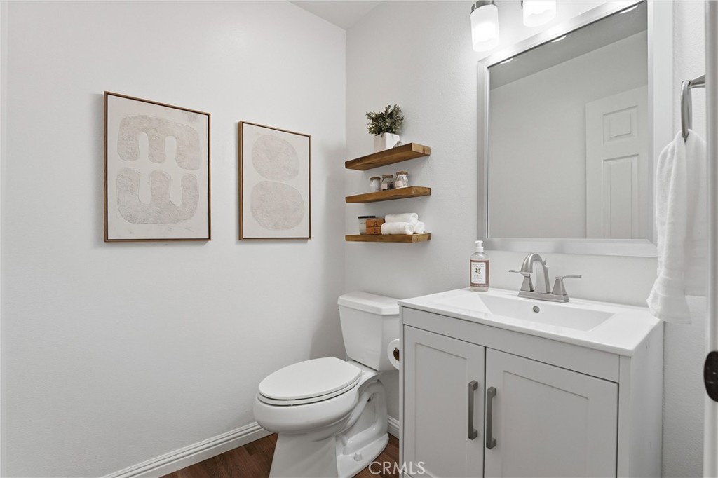 21581 Hummingbird Street Rancho Santa Margarita, CA 92679 - Photo 18 of 56 Main Level Guest Powder Room