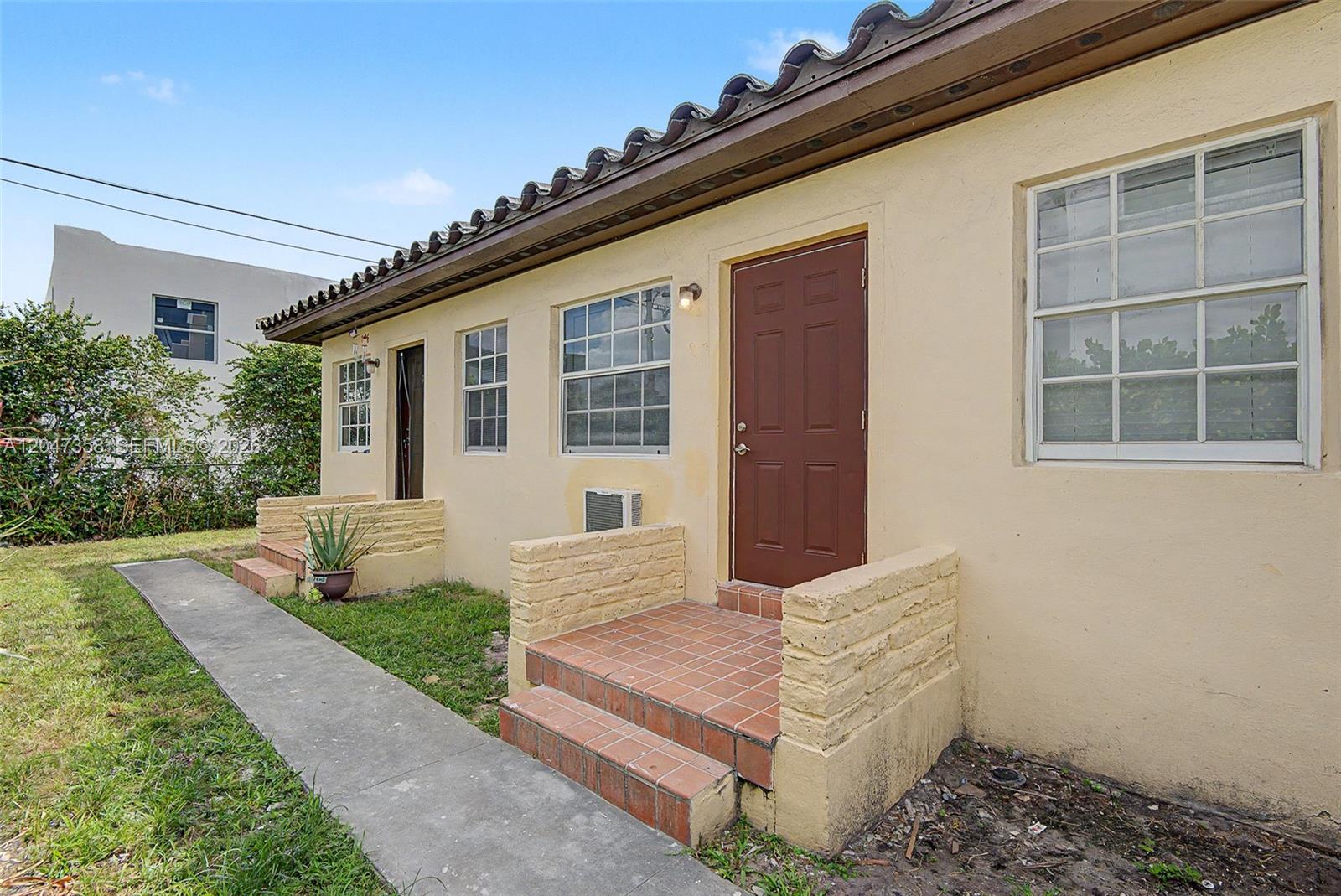 1021 Southwest 3rd Street, Unit 6 Miami, FL 33130 - Photo 1 of 15