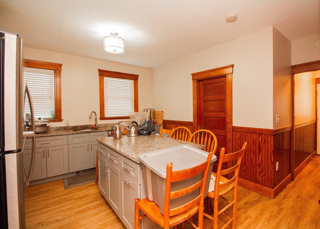 56 Cohasset Street Worcester, MA 01604 - Photo 13 of 33