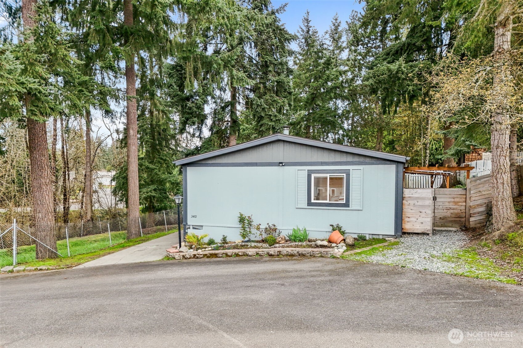 2402 South 370th Place Federal Way, WA 98003 - Photo 25 of 25