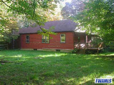 1716 North Etna Road Huntington, IN 46750 - Photo 2 of 3 Gallery Image 2