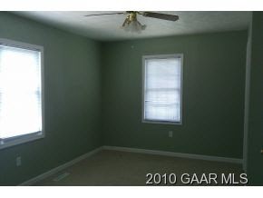66 Parker Road Stuarts Draft, VA 24477 - Photo 6 of 11 Gallery Image 6