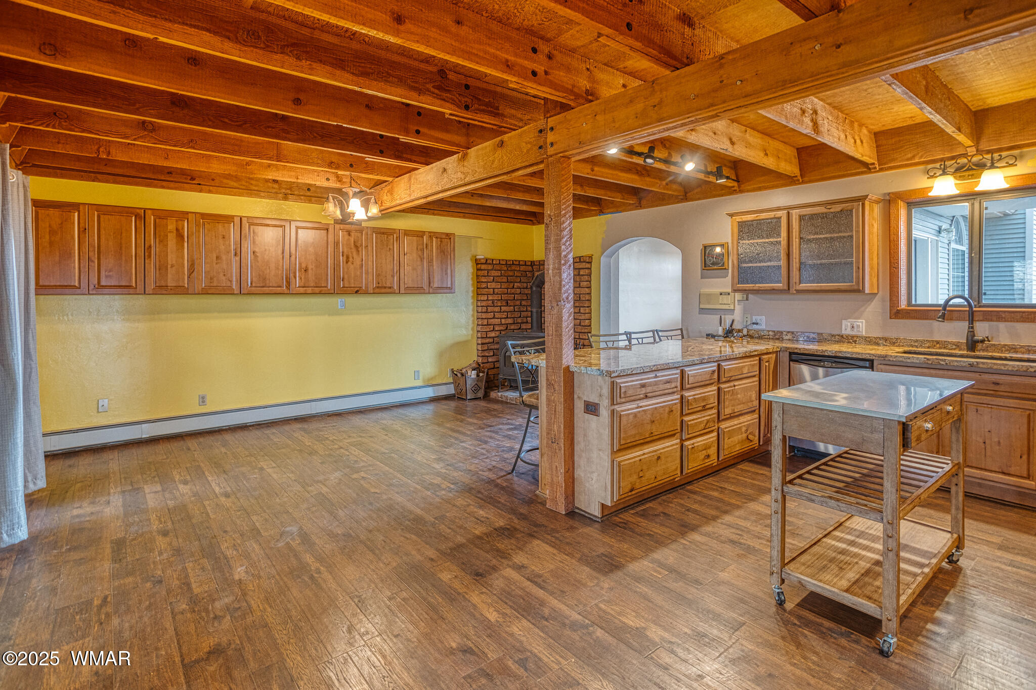 9410 Butler Trail Snowflake, AZ 85937 - Photo 31 of 62 a view of a room with wooden floor