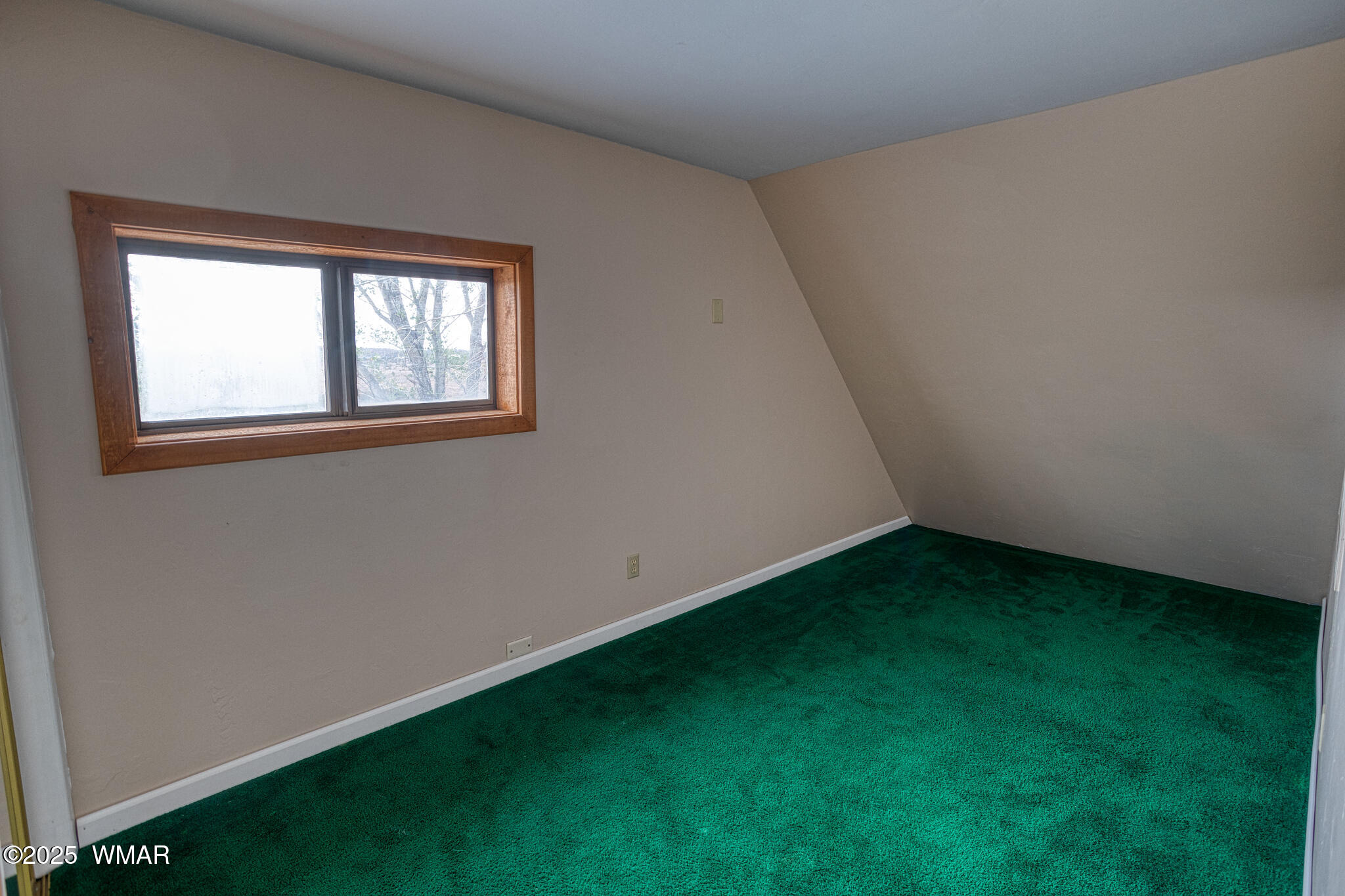 9410 Butler Trail Snowflake, AZ 85937 - Photo 53 of 62 a view of an empty room with a window