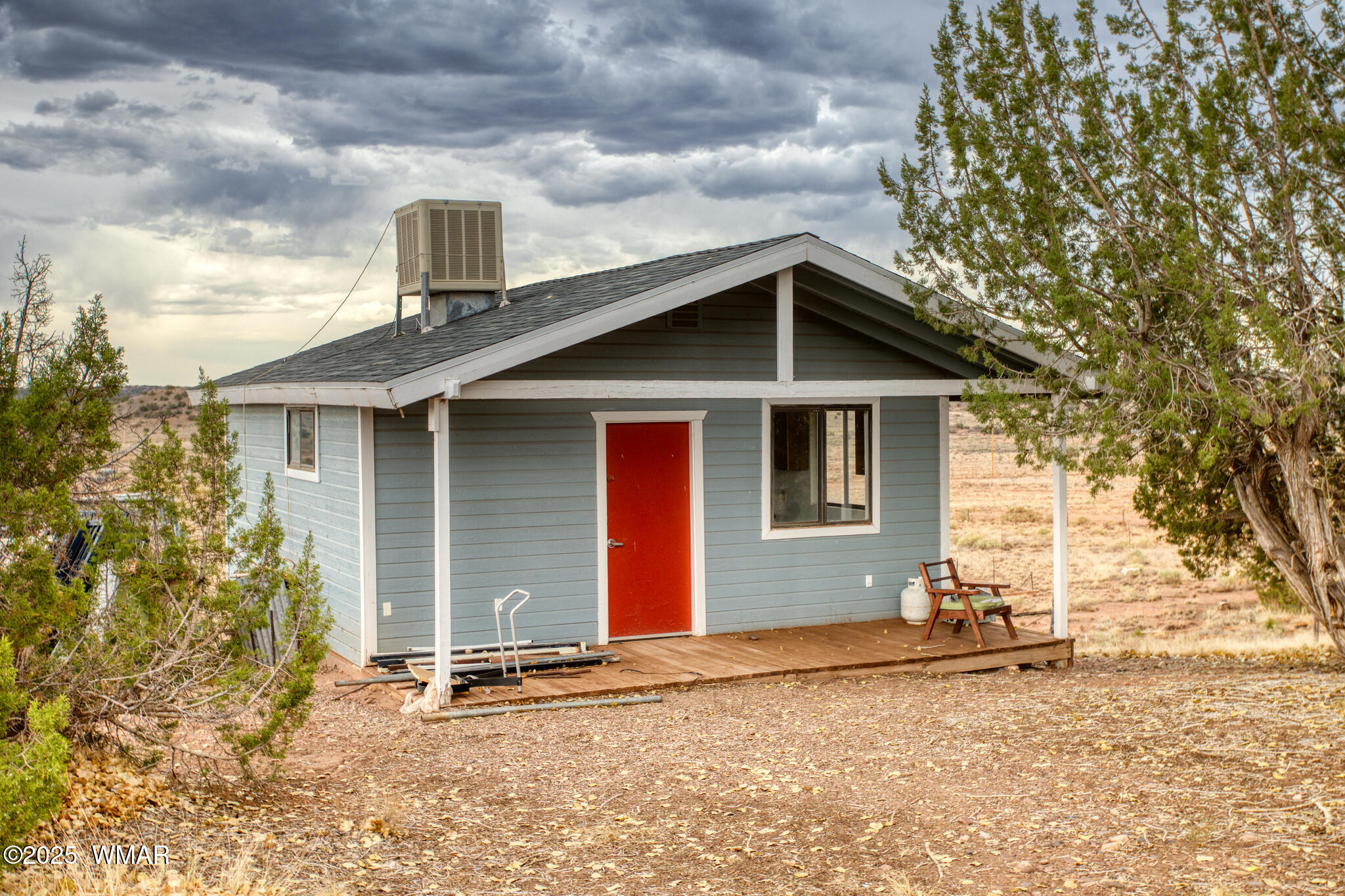 9410 Butler Trail Snowflake, AZ 85937 - Photo 55 of 62 front view of a house with a yard