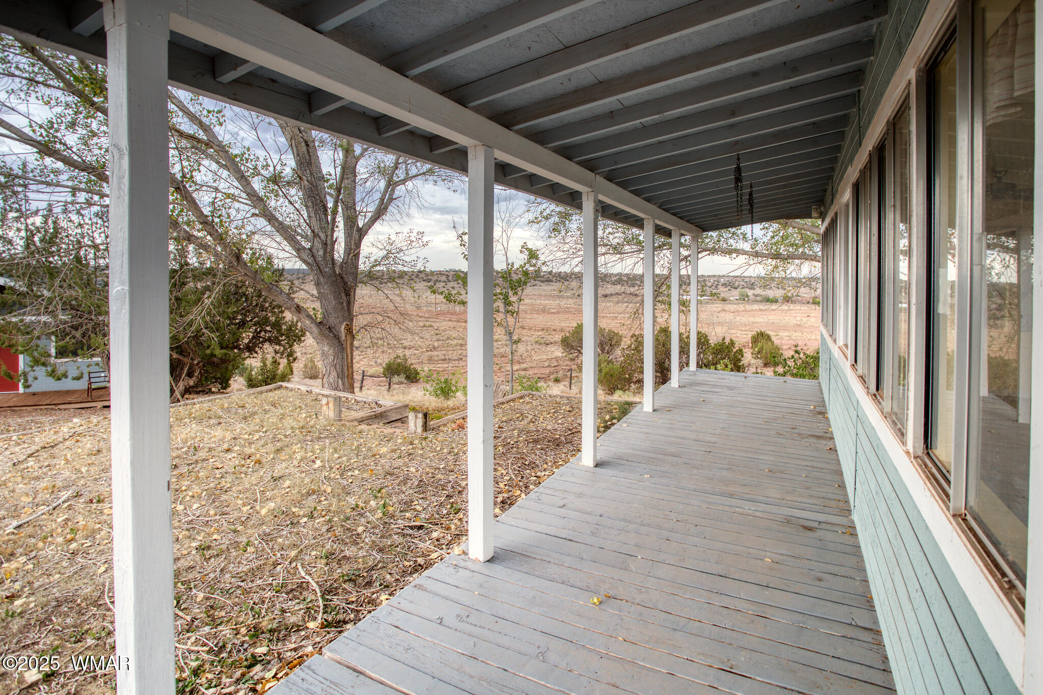 9410 Butler Trail Snowflake, AZ 85937 - Photo 8 of 62 a view of a porch