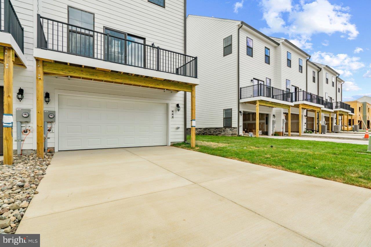 448 Herringbone Way Frederick, MD 21701 - Photo 6 of 47