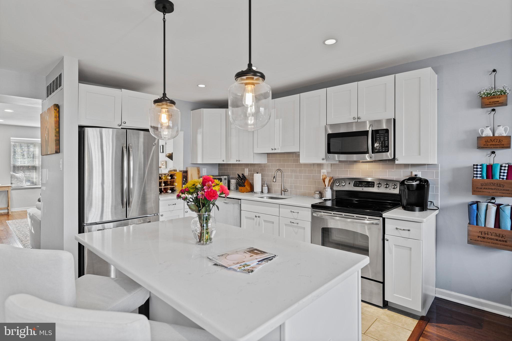 803 Spice Bush Ambler, PA 19002 - Photo 17 of 45