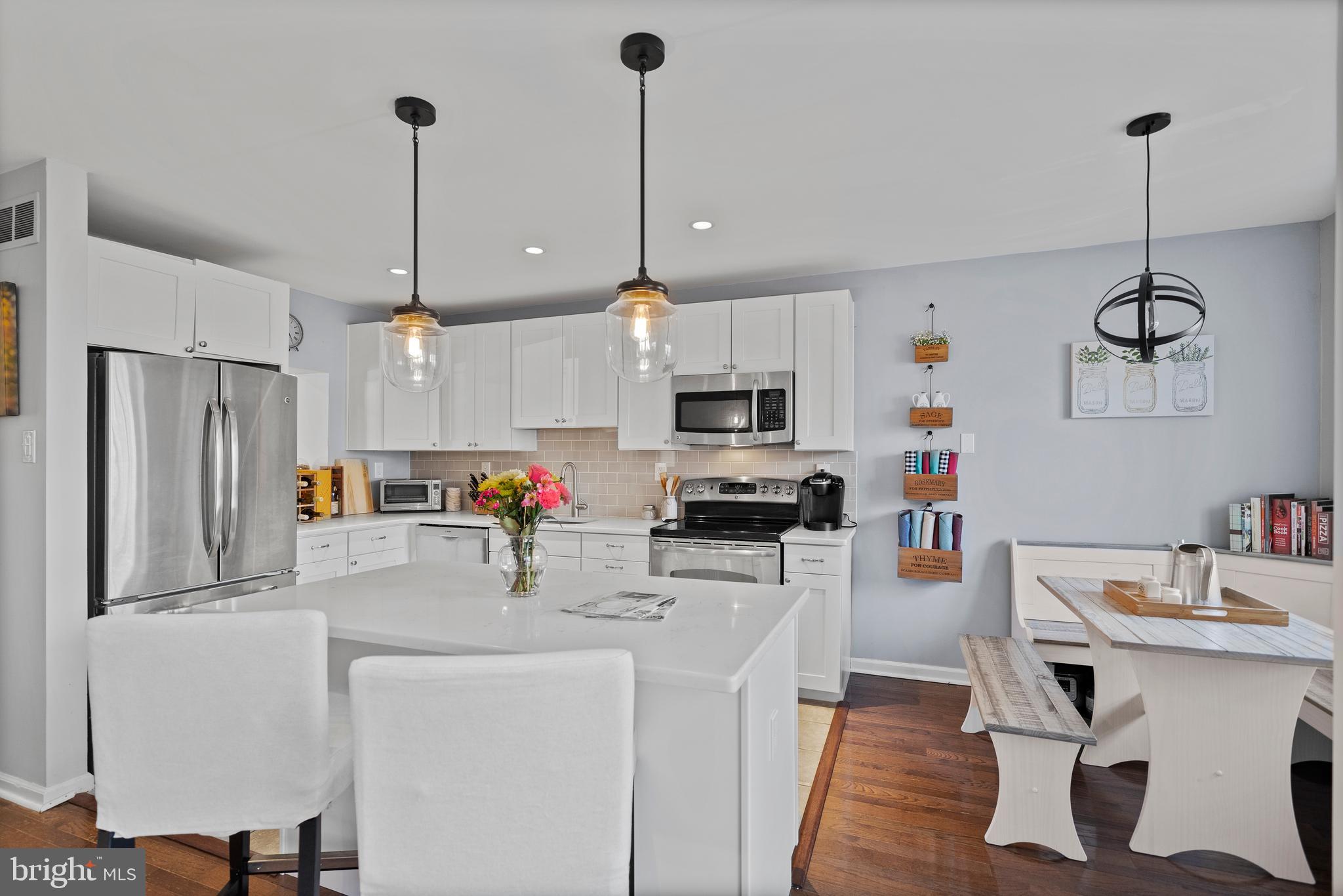 803 Spice Bush Ambler, PA 19002 - Photo 18 of 45