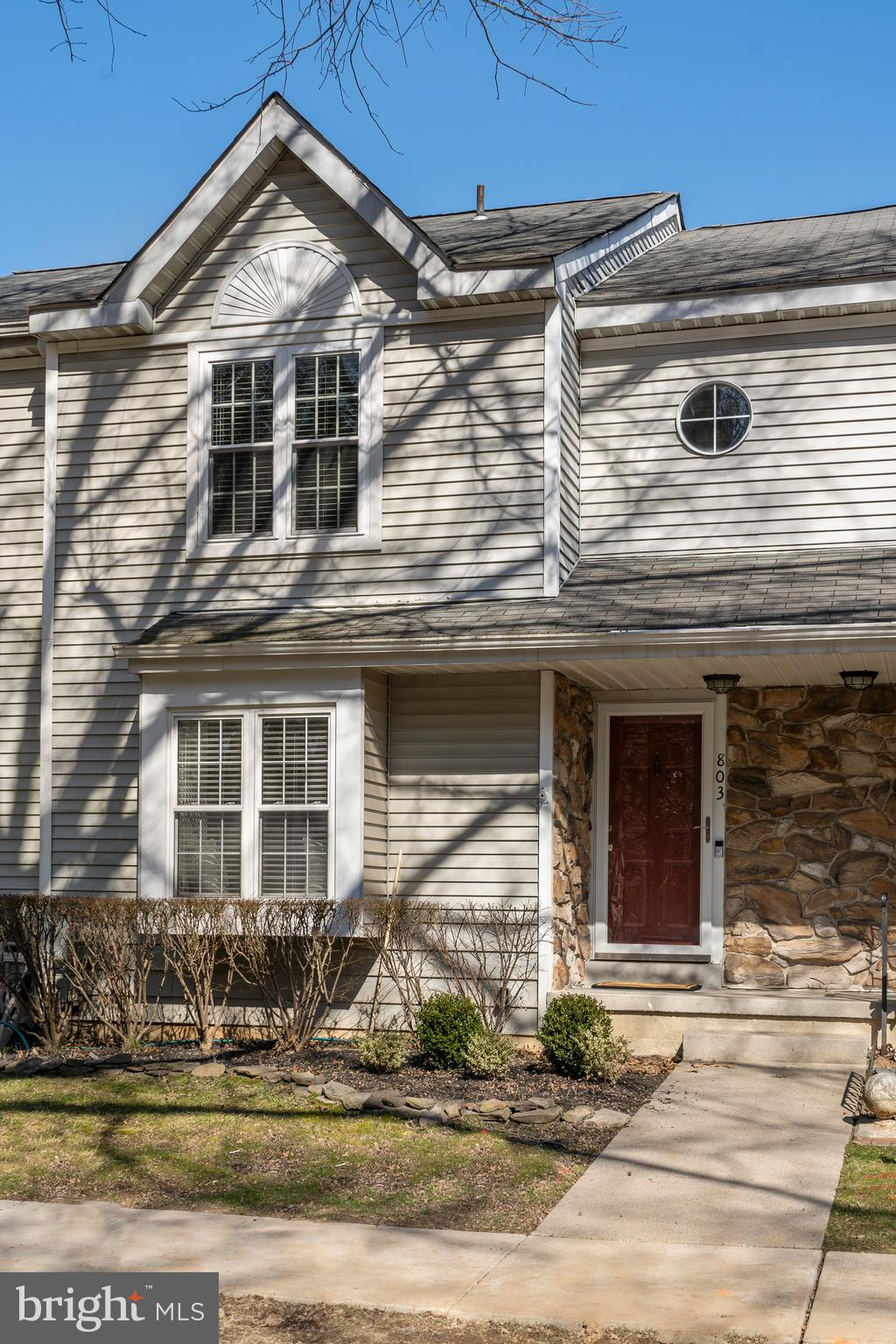 803 Spice Bush Ambler, PA 19002 - Photo 2 of 45