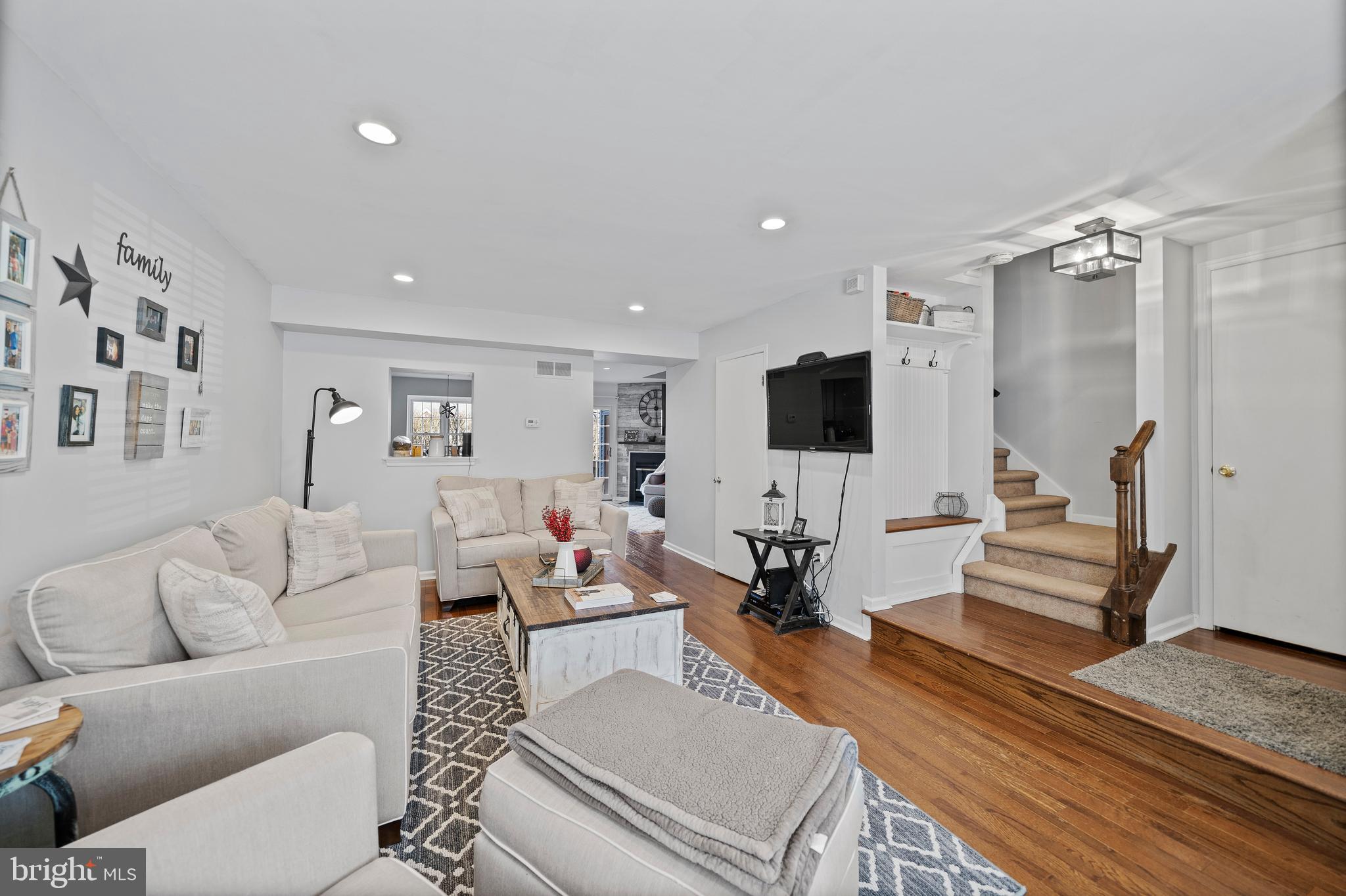 803 Spice Bush Ambler, PA 19002 - Photo 24 of 45