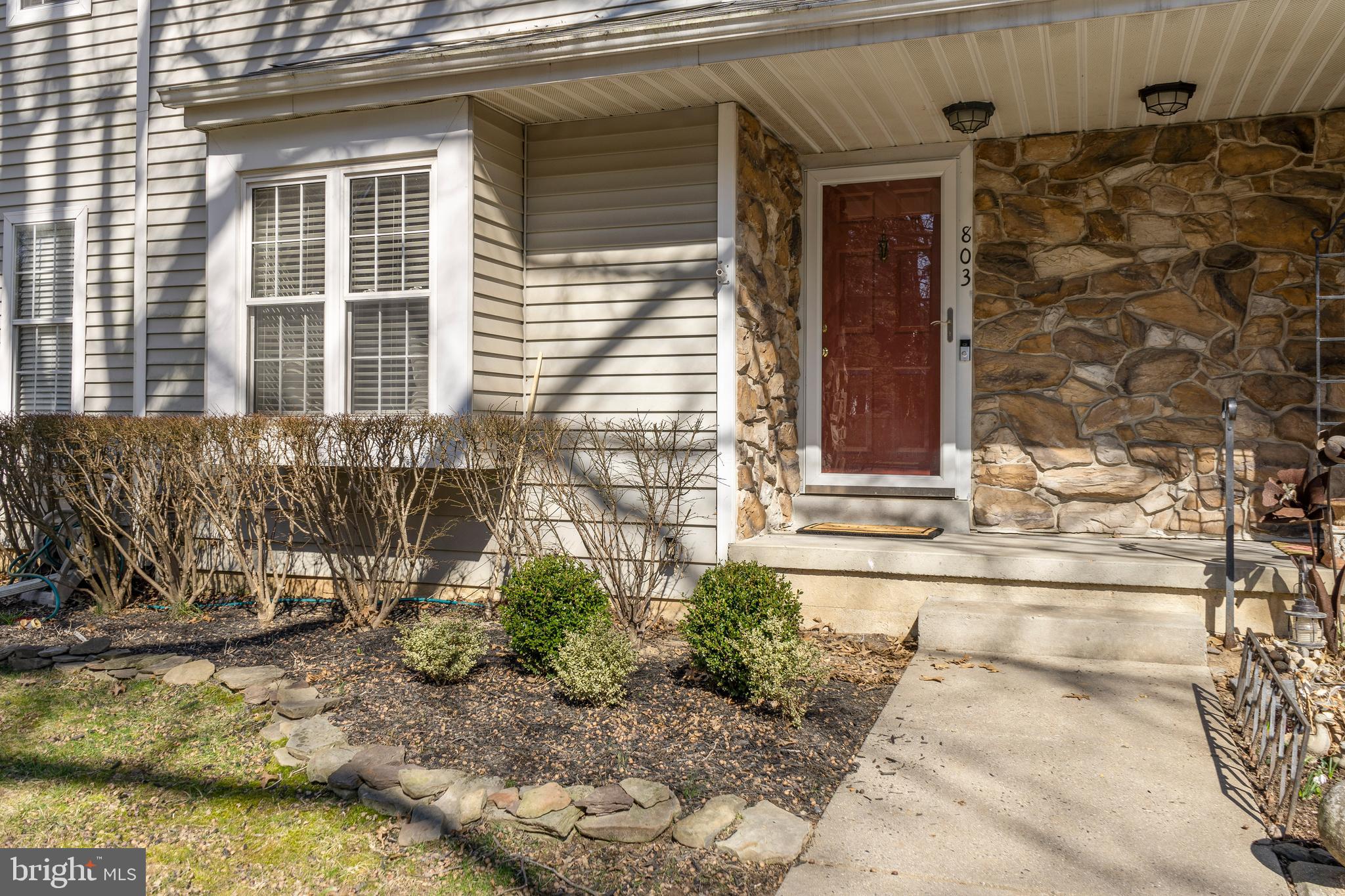 803 Spice Bush Ambler, PA 19002 - Photo 3 of 45