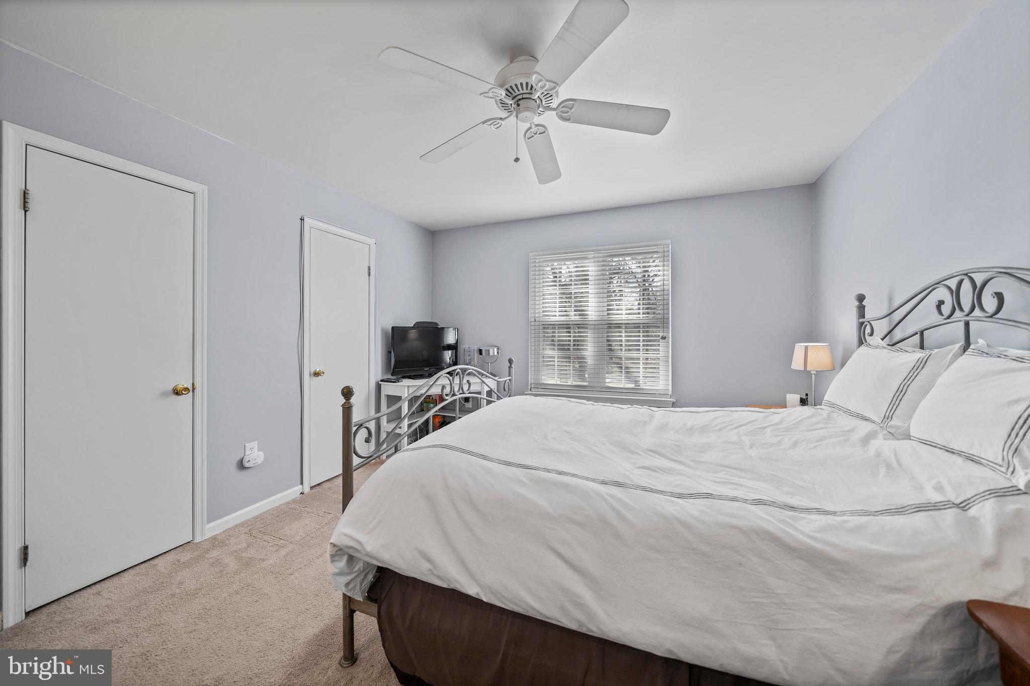 803 Spice Bush Ambler, PA 19002 - Photo 32 of 45