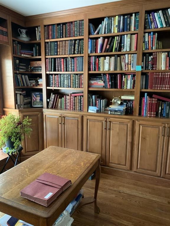 5160 Lakeview Parkway Villa Rica, GA 30180 - Photo 4 of 44 a room with a book shelf and a book shelf