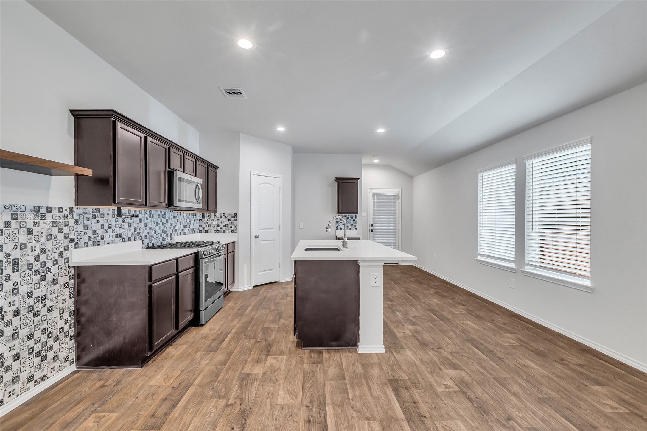 2422 Sheephorn Smt Trail Spring, TX 77373 - Photo 10 of 25