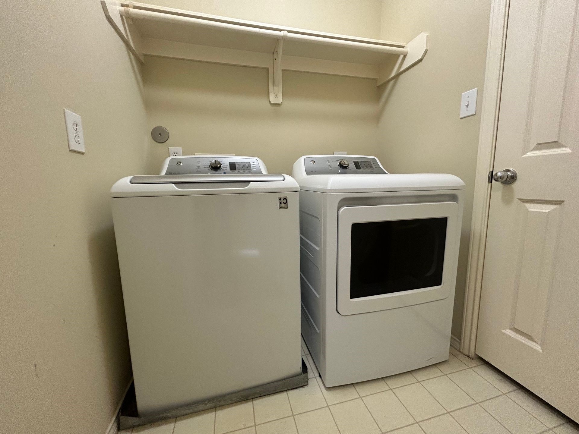 2030 Bailey Street Houston, TX 77006 - Photo 12 of 18