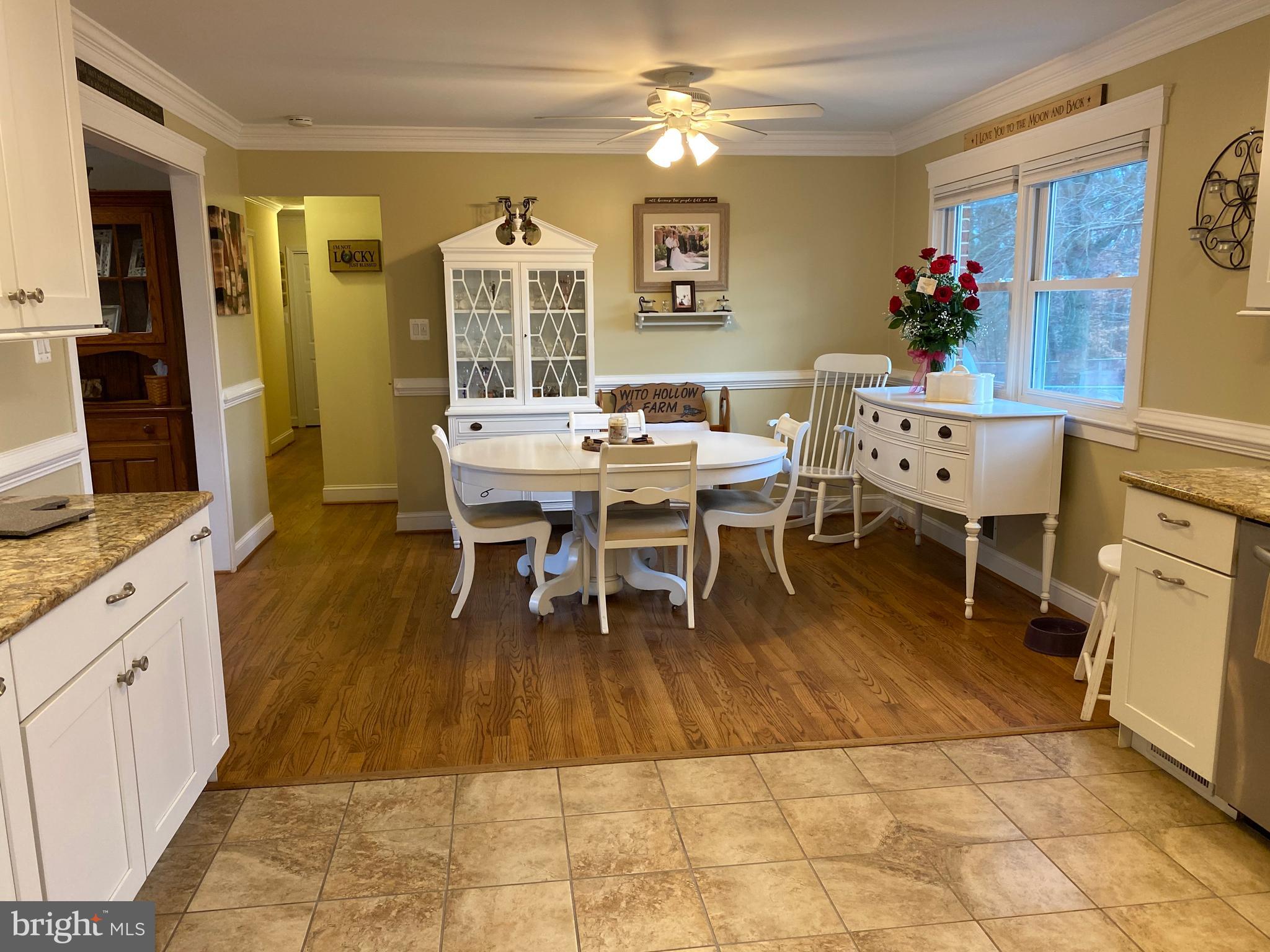 2680 Holland Cliffs Road Huntingtown, MD 20639 - Photo 3 of 24 Kitchen /Dining Room Combo