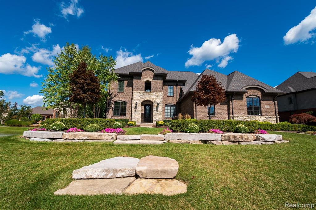 3652 Rosewood Lane Rochester Hills, MI 48309 - Photo 2 of 75
