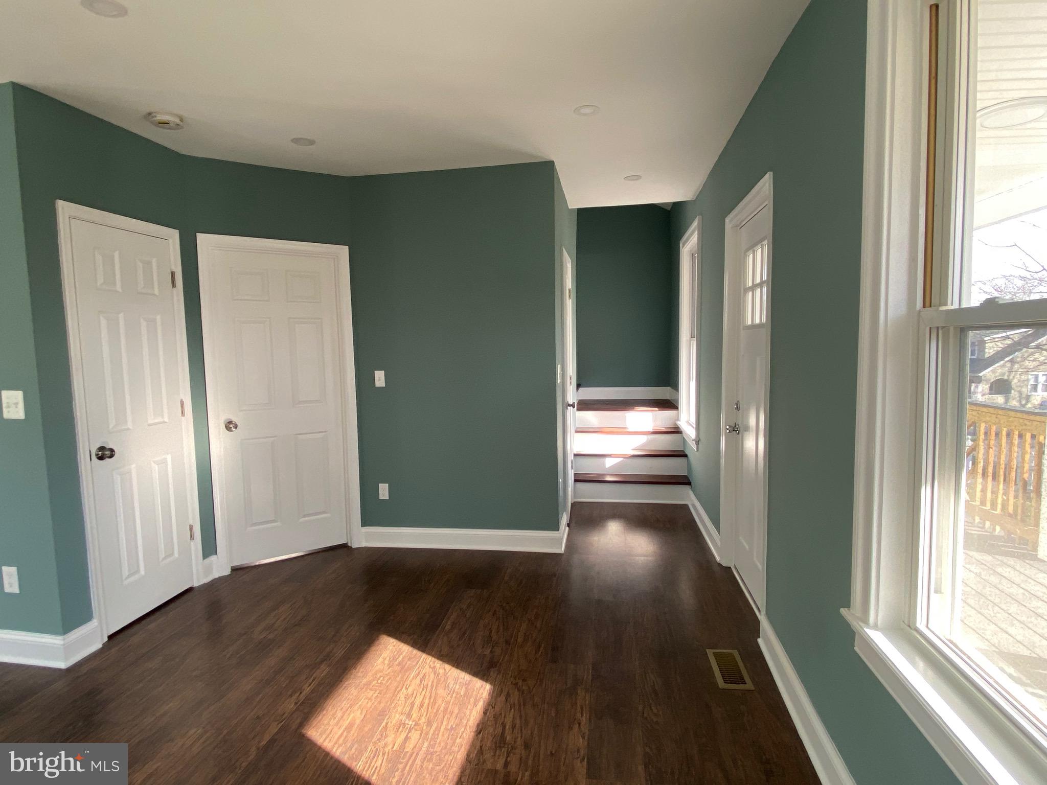 4027 Ridgecroft Road Baltimore, MD 21206 - Photo 10 of 44