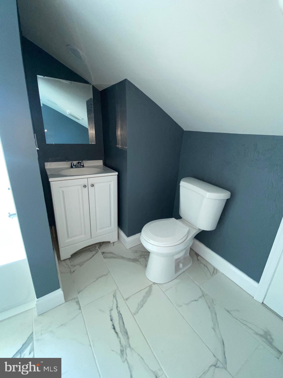 4027 Ridgecroft Road Baltimore, MD 21206 - Photo 16 of 44