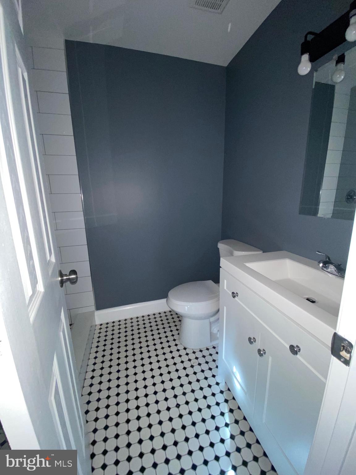 4027 Ridgecroft Road Baltimore, MD 21206 - Photo 31 of 44 Basement bathroom
