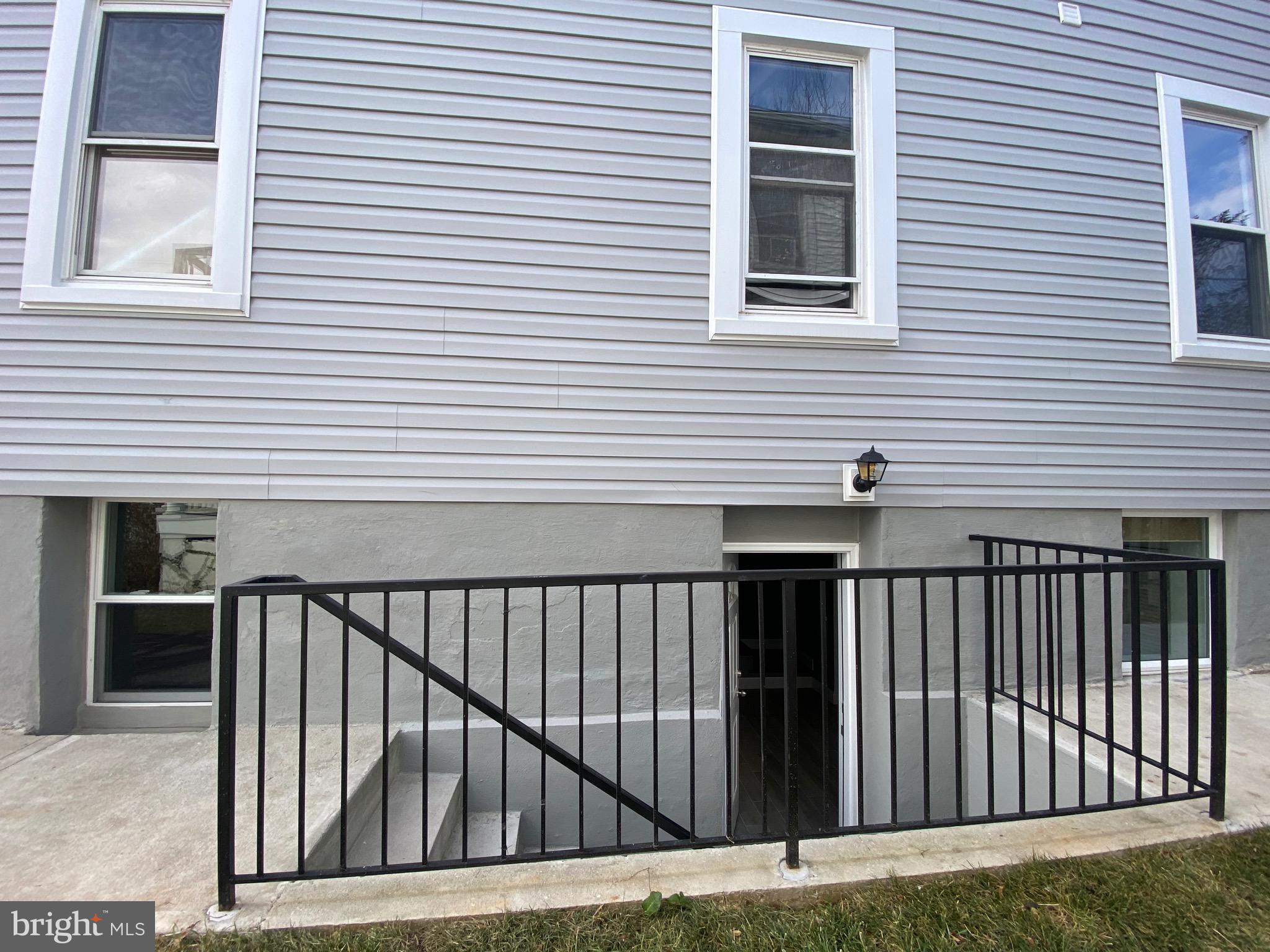 4027 Ridgecroft Road Baltimore, MD 21206 - Photo 35 of 44