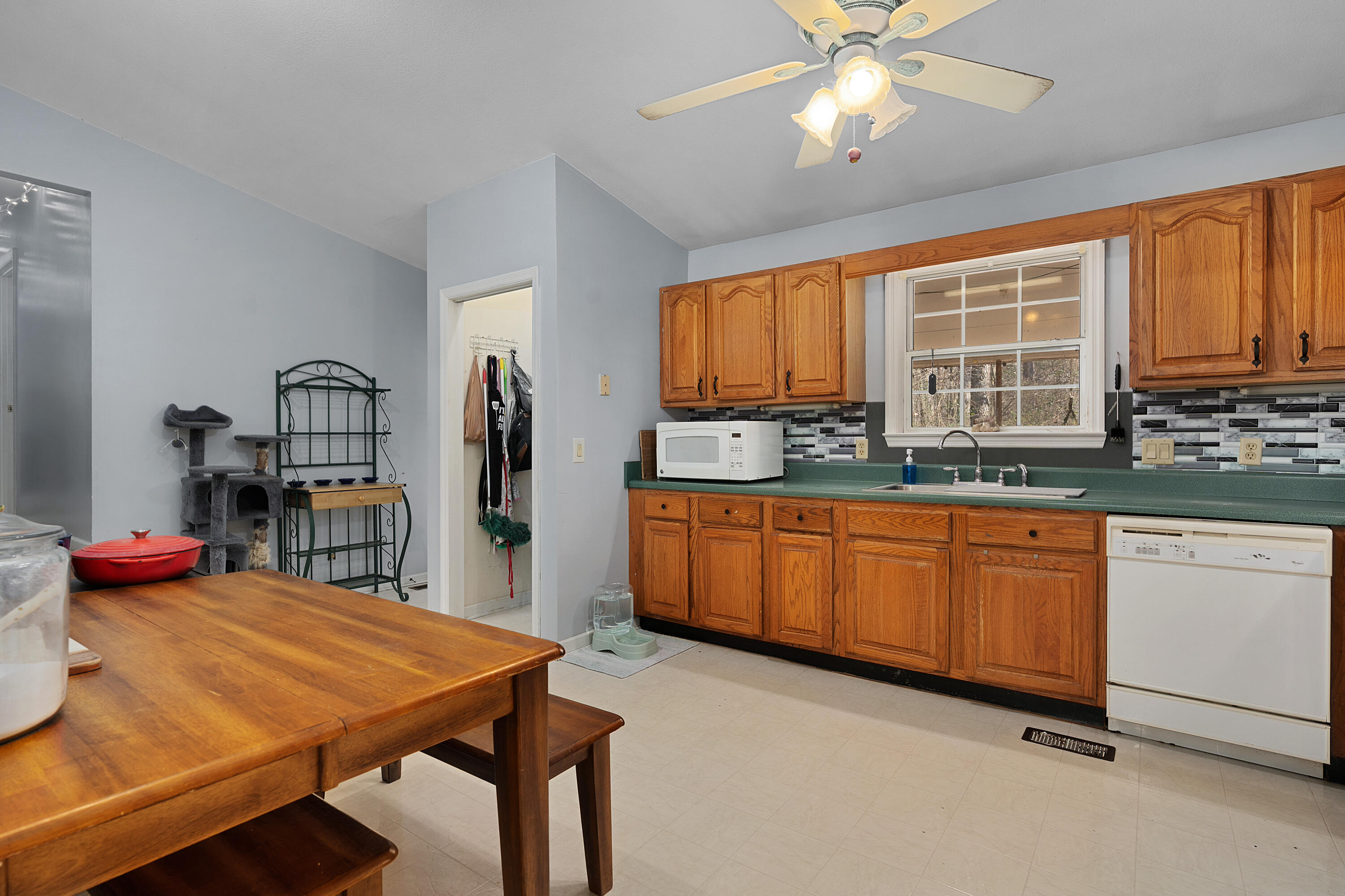 109 Gilbert Road Ringgold, GA 30736 - Photo 10 of 36 26 - 109 Gilbert Rd - Interior