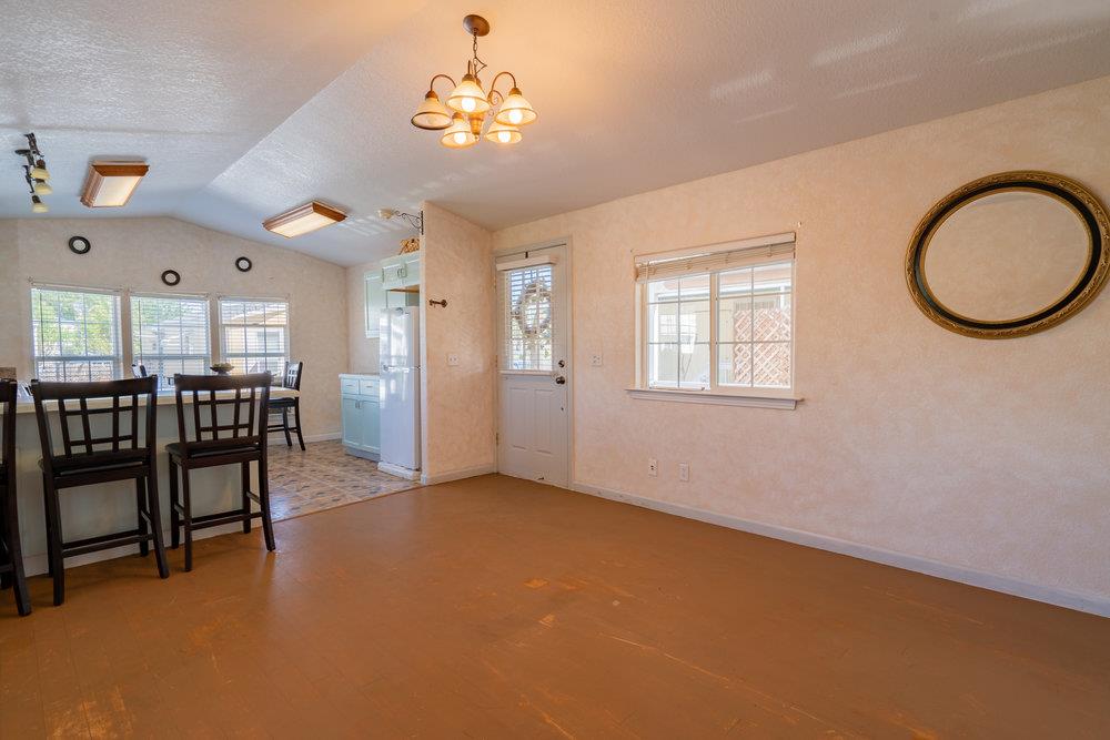 2900 Fairview Road, Unit 15 Hollister, CA 95023 - Photo 13 of 27 Gallery Image 13