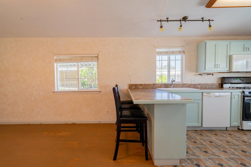 2900 Fairview Road, Unit 15 Hollister, CA 95023 - Photo 7 of 27 Gallery Image 7