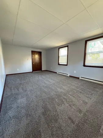 $1,700 | 20 Garvin Street, Unit 1A, New London, CT 06320